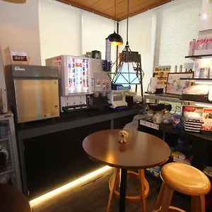Gora Guam Dog 2* 箱根町